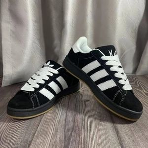 Meet your Posher, Clire